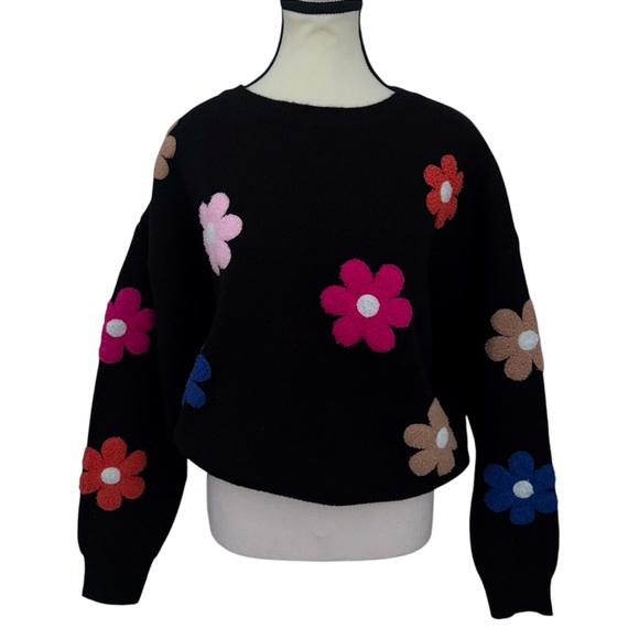 Black Boucle Daisy Knit Sweater Plush Floral Pullover Medium - Picture 4 of 10